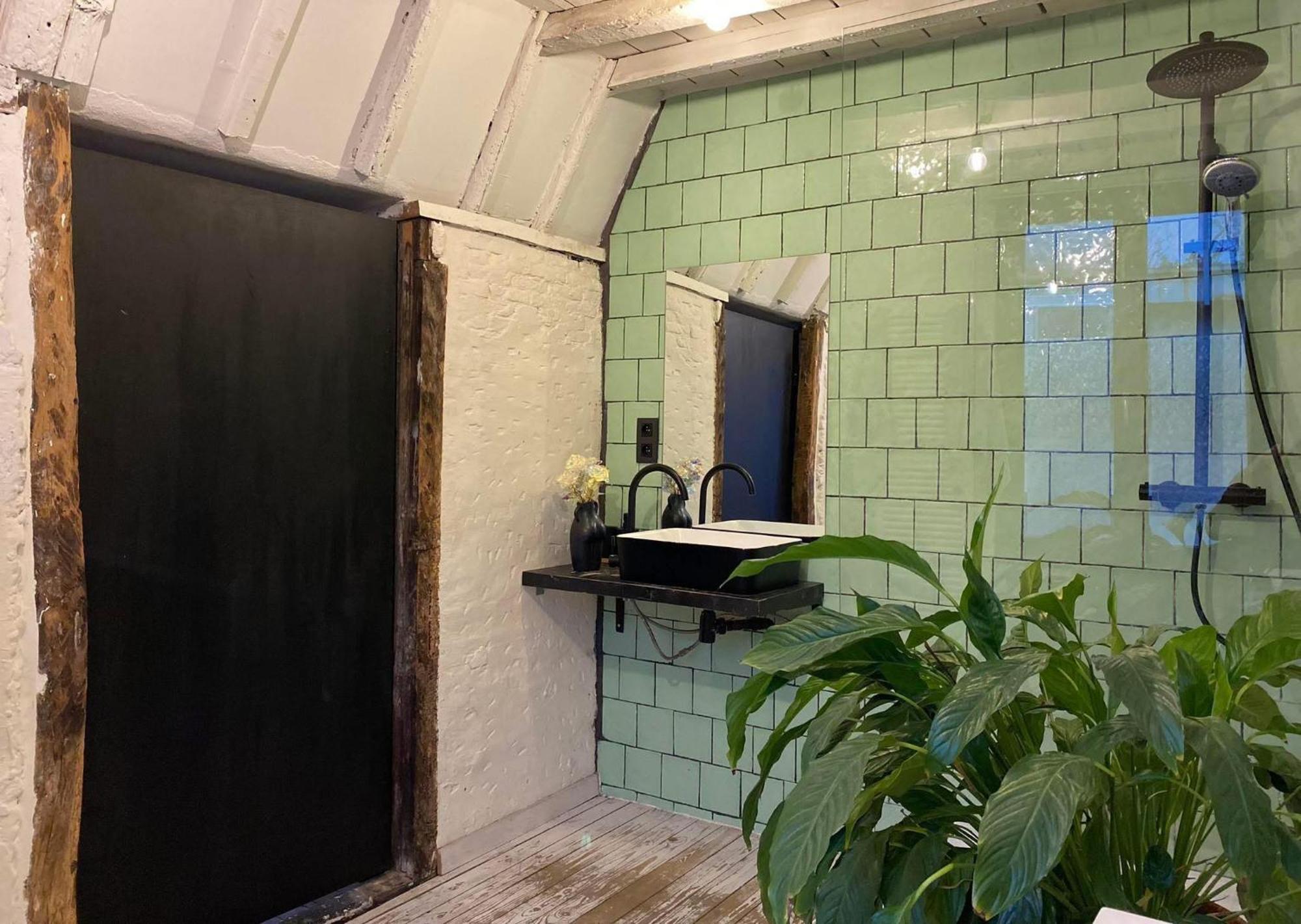 Mystic'S Lodge Antwerpen Eksteriør bilde